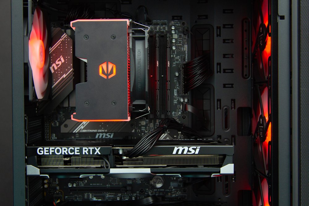 Kompjuter HAL3000 Alfa Gamer Pro Ti, AMD Ryzen 7 7800X3D, 32GB RAM DDR5, 2TB PCIe4 SSD, NVIDIA RTX 5070 Ti, i zi