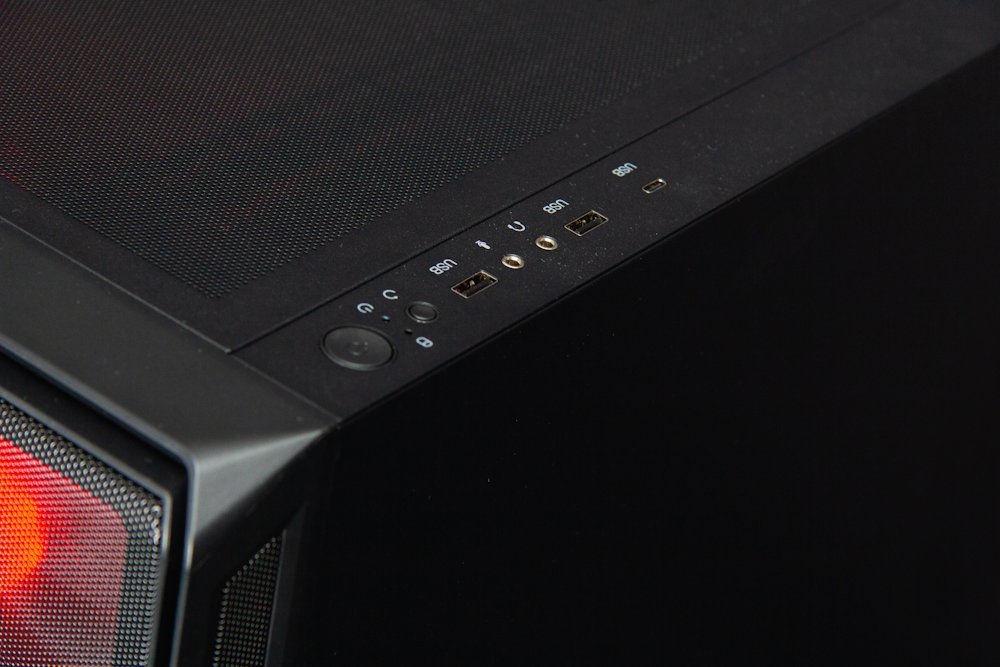 Kompjuter HAL3000 Alfa Gamer XT, AMD Ryzen 5 7600, 32GB DDR5, 2TB PCIe4 SSD, AMD RX 9070 XT, i zi