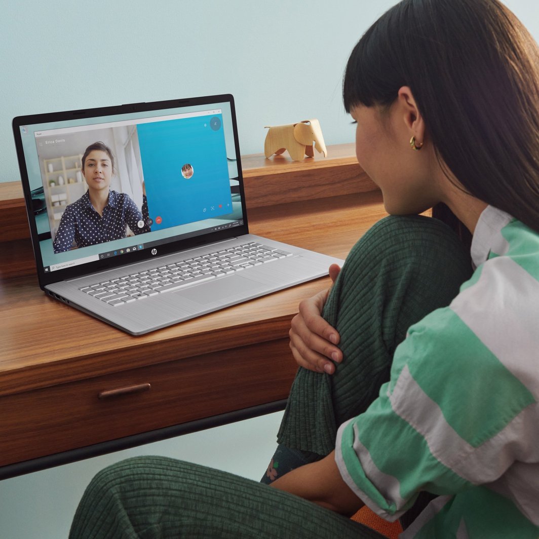 Laptop HP 17-cn3119nw, 17.3", Intel Core i5 1334U, 8 GB RAM, 512 GB SSD, i argjendtë