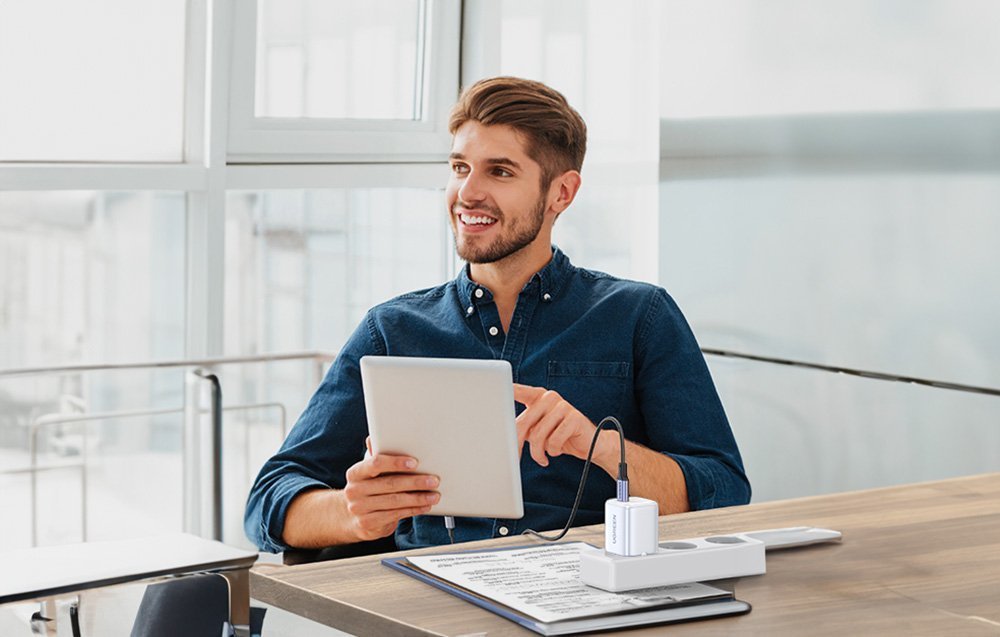 Karikues Ugreen Nexode Mini 15324, USB C, 30W, i bardhë