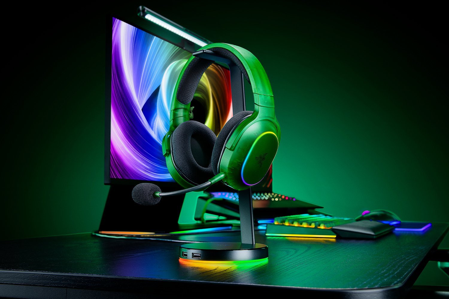 Слушалки за гејминг Razer Barracuda X Chroma, безжични, Bluetooth, црни