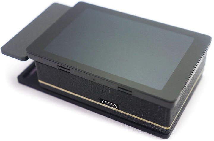 Kontrollues ventilatorësh Singularity Computers FanGuardian PowerBoard, ekran 3.5" me prekje, kontroll RGB, i zi