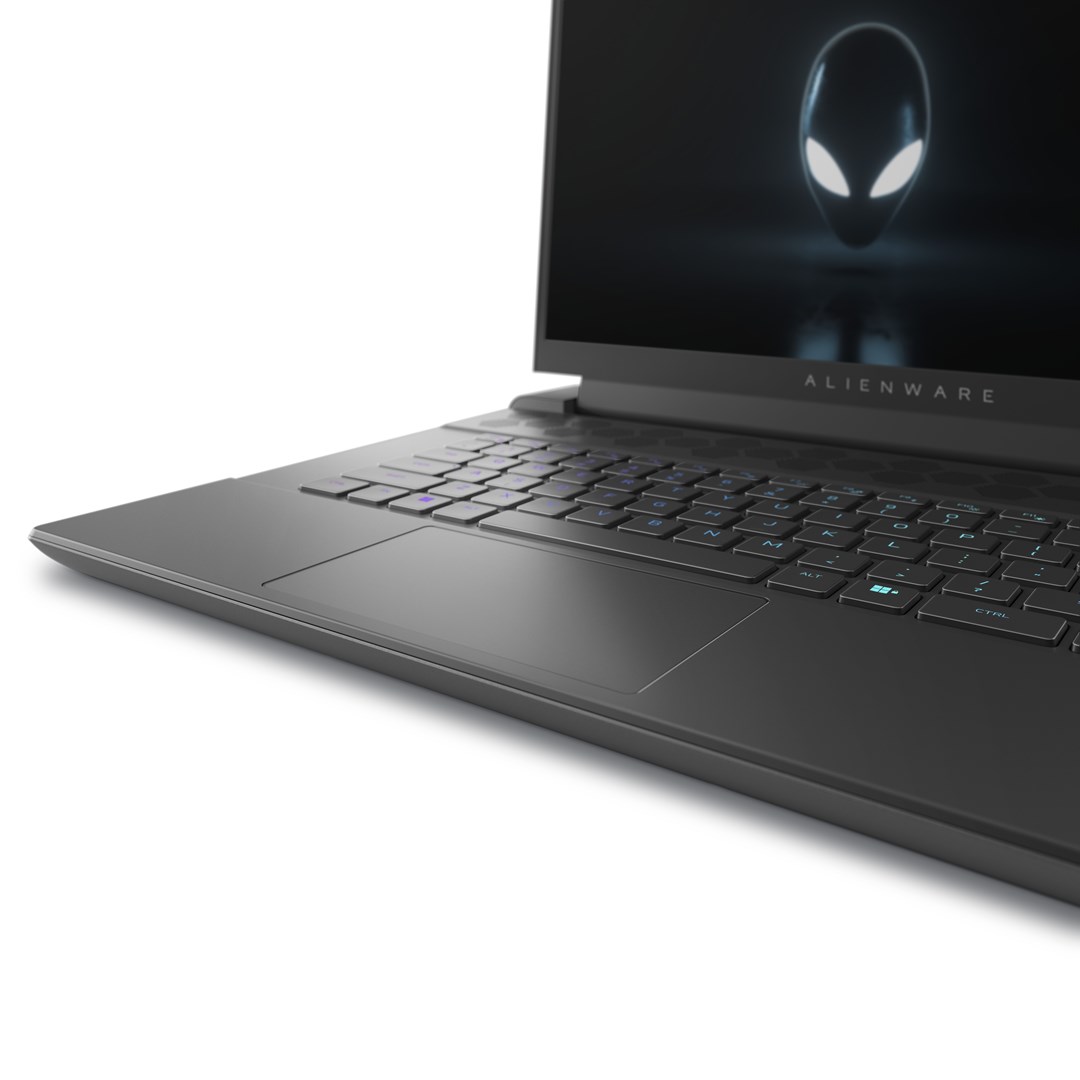 Laptop Alienware m16 r1, 16", Intel i9-13900HX, 32 GB RAM, 1000 GB SSD, NVIDIA GeForce RTX 4090, i zi