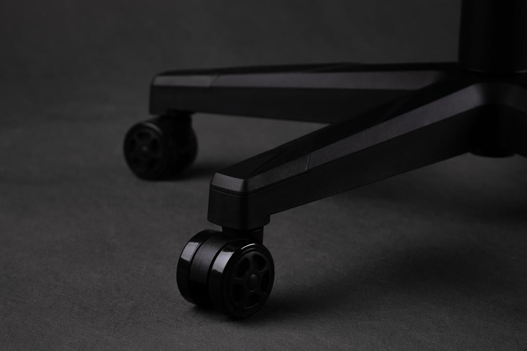 Karrige SENSE7 Sentinel, e kuqe