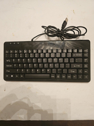 Tastierë Perixx Periboard 409H, mini, me 2x USB 2.0 hub, e zezë piano