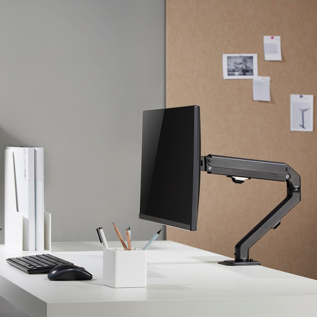 Mbajtës Maclean MC-906, 17”-32”, VESA, max. 12kg, i zi