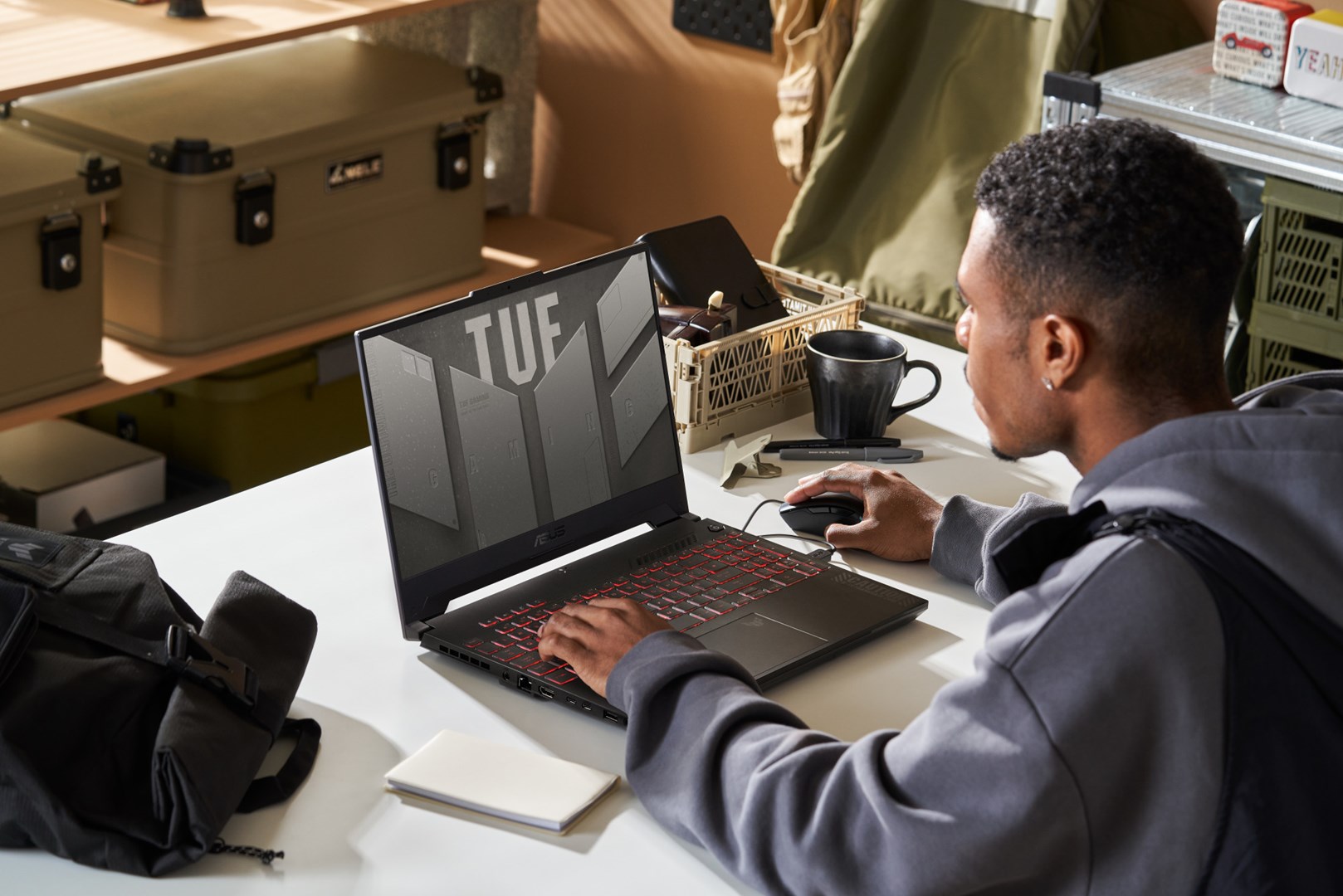 Laptop ASUS TUF Gaming, 15.6", AMD Ryzen 9 8945H, 16 GB RAM, 1 TB SSD, NVIDIA GeForce RTX 4070, i zi