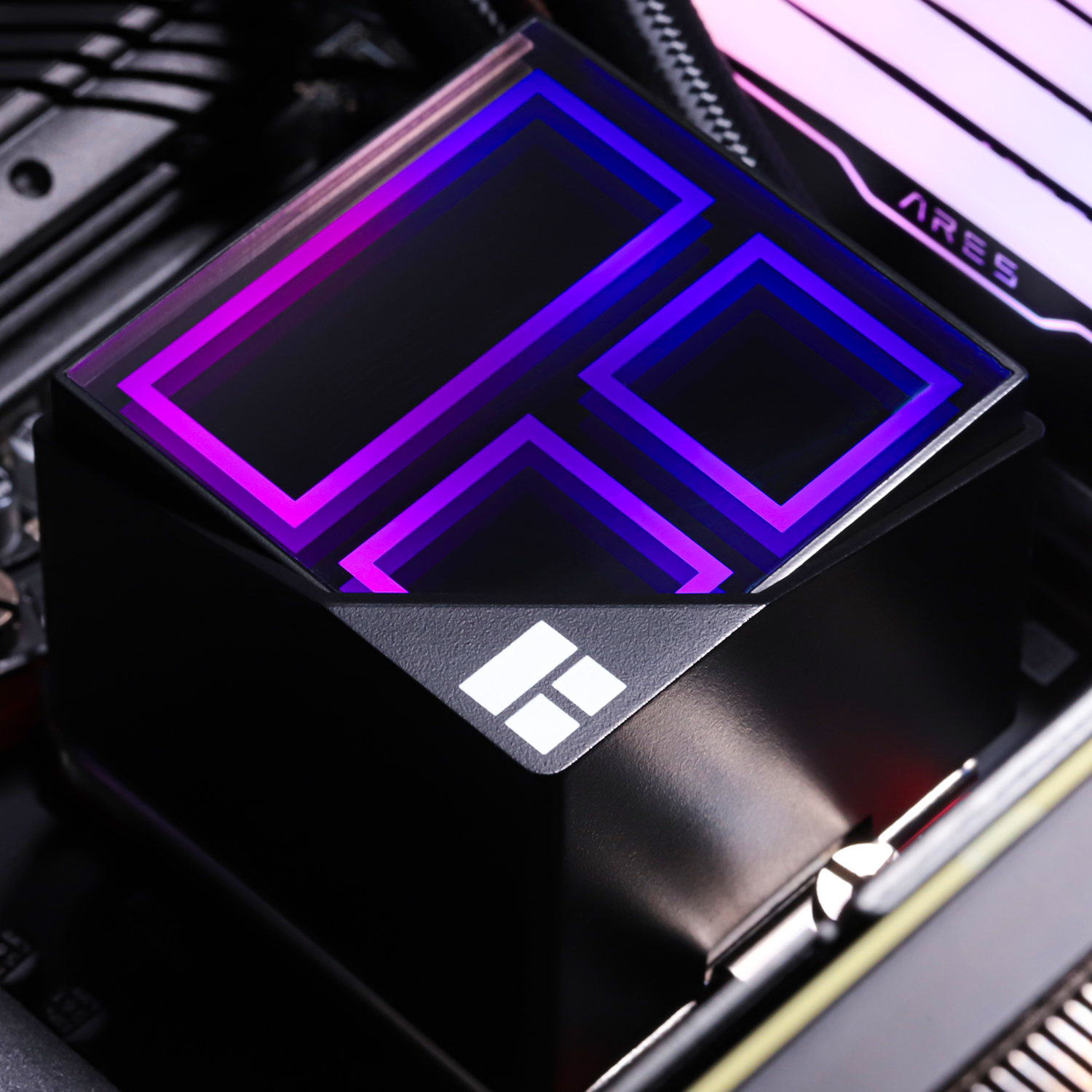 Ftohës Thermalright Frozen Infinity 240, i zi