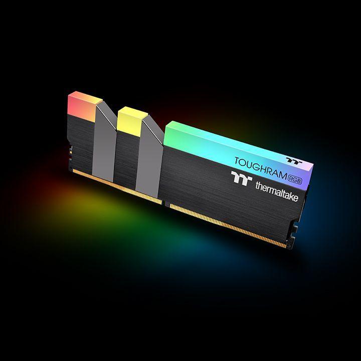 Memorie Thermaltake Toughram RGB, DDR4, 16 GB, 4400 MHz, CL19, R009D408GX2-4400C19A