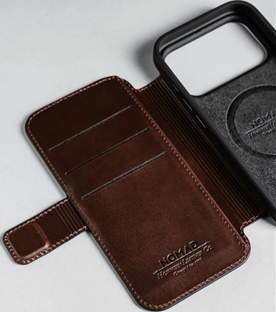 Këllëf folio Nomad Modern Leather, për iPhone 17 Pro, lëkurë Horween, kafe rustic