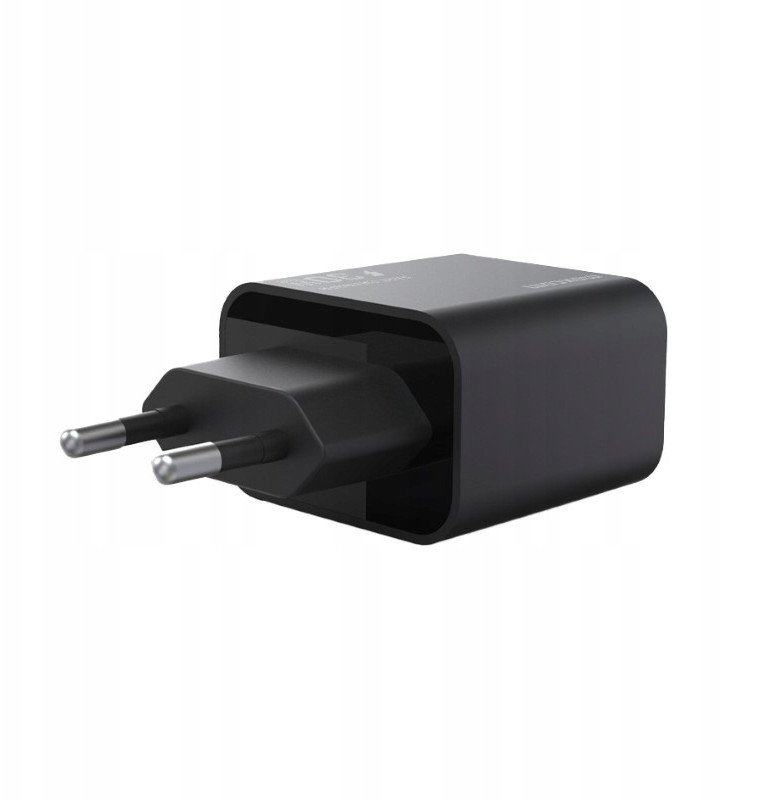 Полнач за ѕид MaxCom USB A+C 30W, 1x USB A, 1x USB C, бел