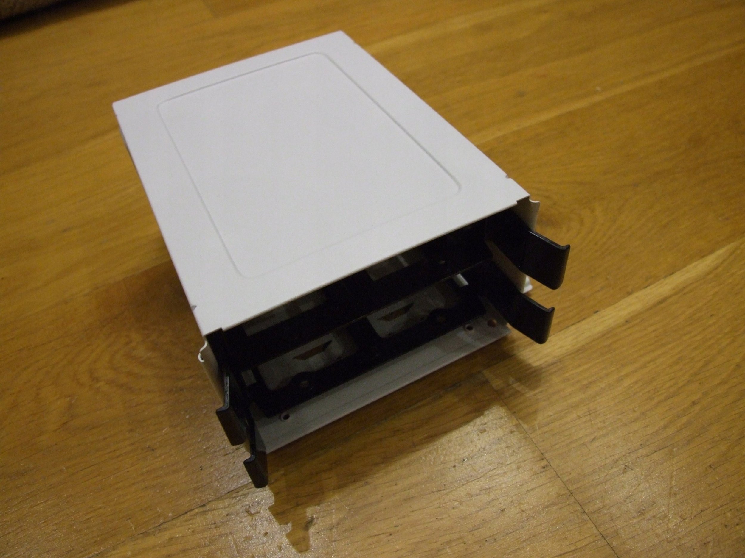 Mbajtëse radiatorësh EKWB EK Quantum Surface 3831109898451, montim për ftohje me ujë, metalik, argjendtë