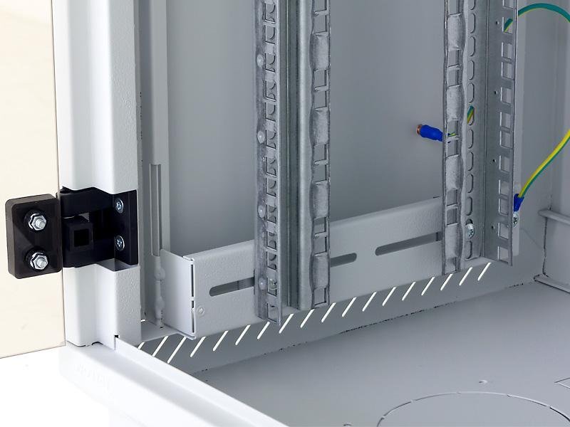 Kabinet Triton RUA-15-AS4-CAX-A1, 19'', 22 kg, i hirtë