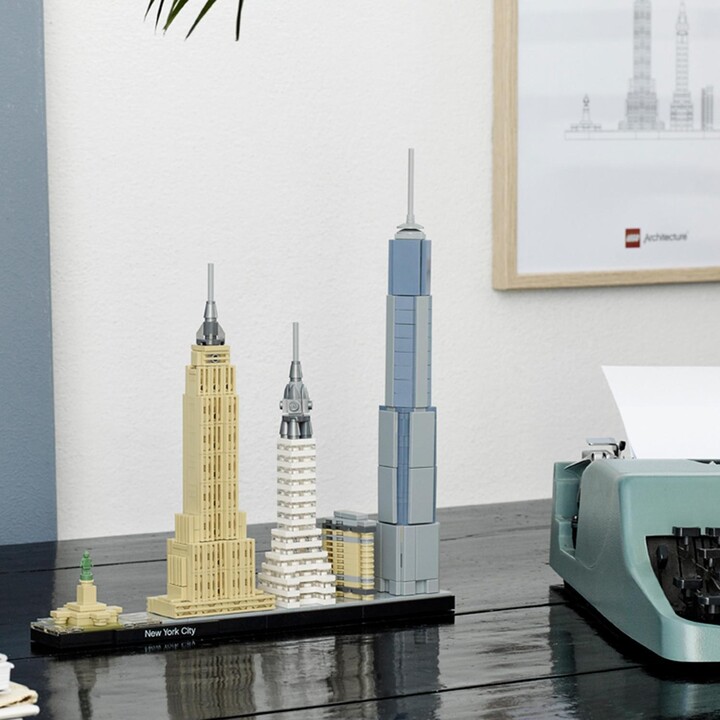 Set figurash LEGO Architecture 21028 New York City