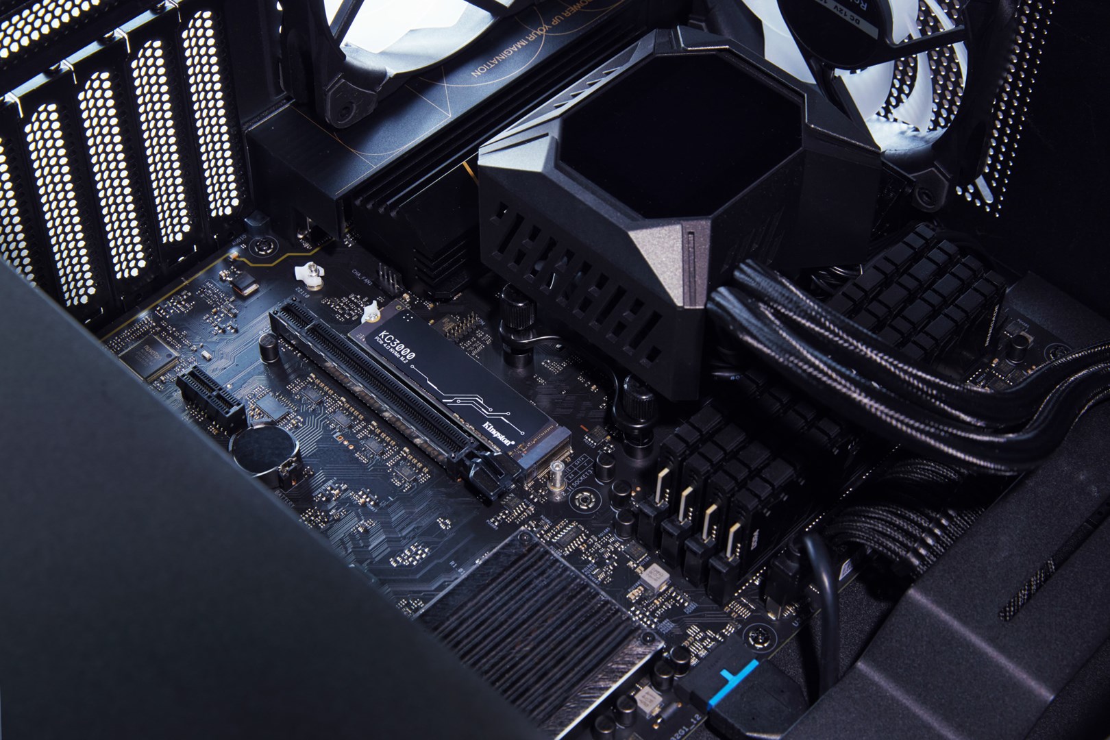 Disk SSD Kingston KC3000, M.2, 2TB, PCIe 4.0