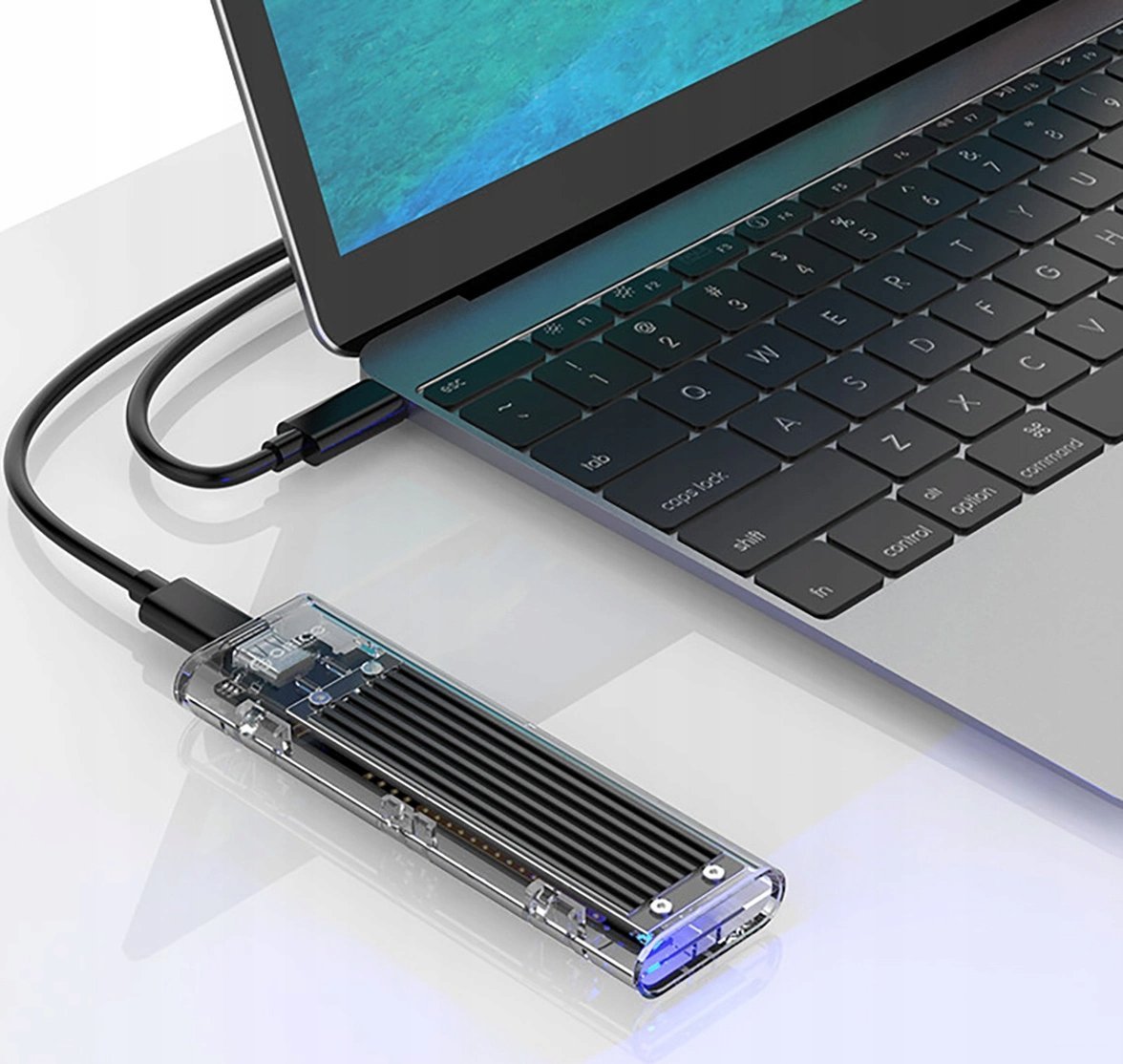 Kути за надворешен диск Orico TCM2-C3, M.2 NVMe во USB-C, 10Gb/s, проѕирна
