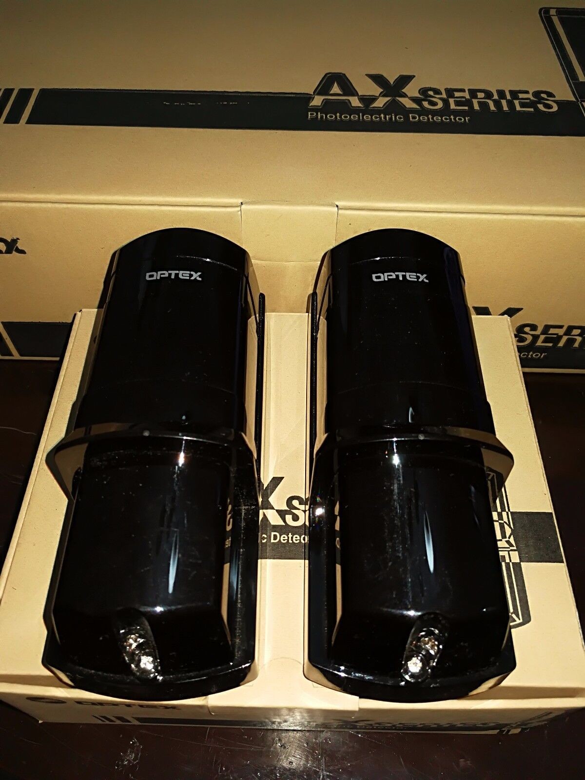 Senzor fotoelektrik Optex AX-200TF, set transmetues dhe pranues, për sisteme sigurie