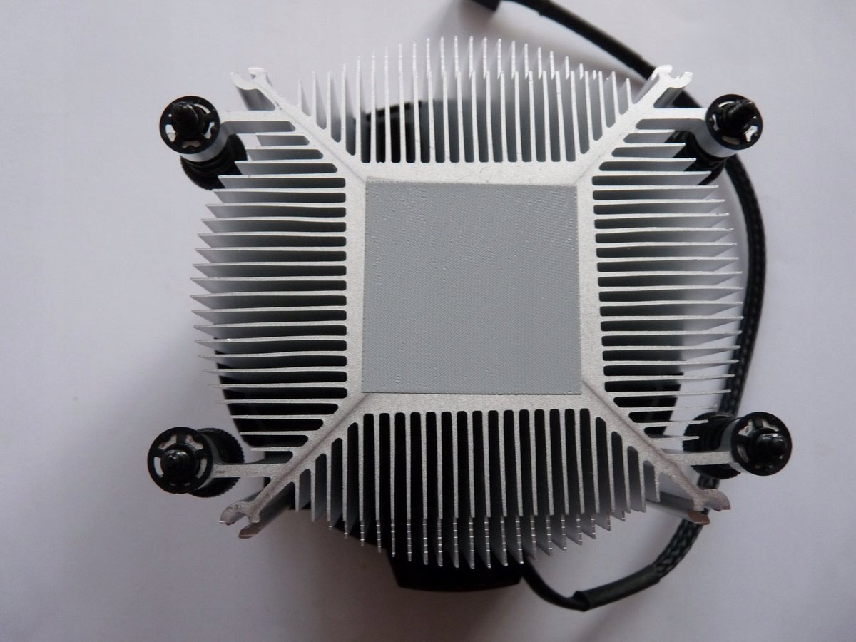 Ладилник за процесор AMD 712-000071, за Ryzen 3 5 7, приклучок AM4, црн