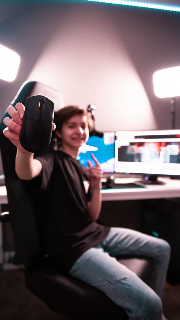 Maus lojërash SteelSeries Rival 3 Wireless, TrueMove Air, i zi