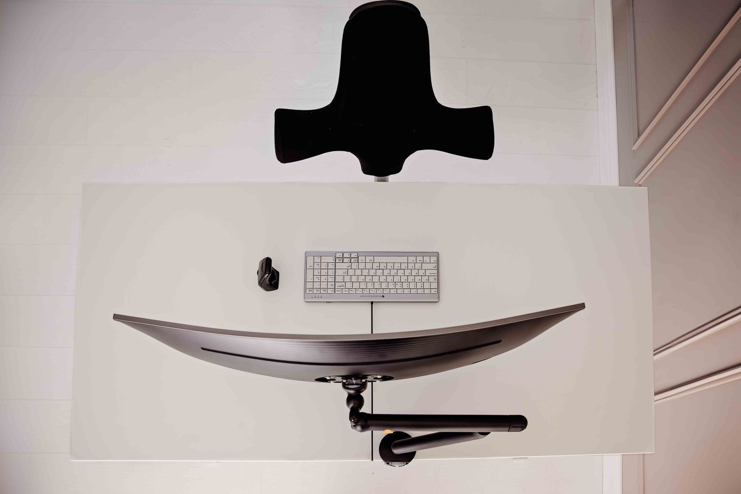 Krah monitori BakkerElkhuizen BE Flexible Single, 35", i zi