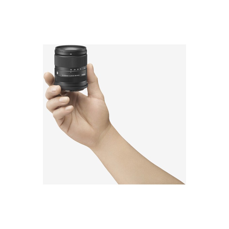 Sigma 18-50mm f/2.8 DC DN (C) for Sony E