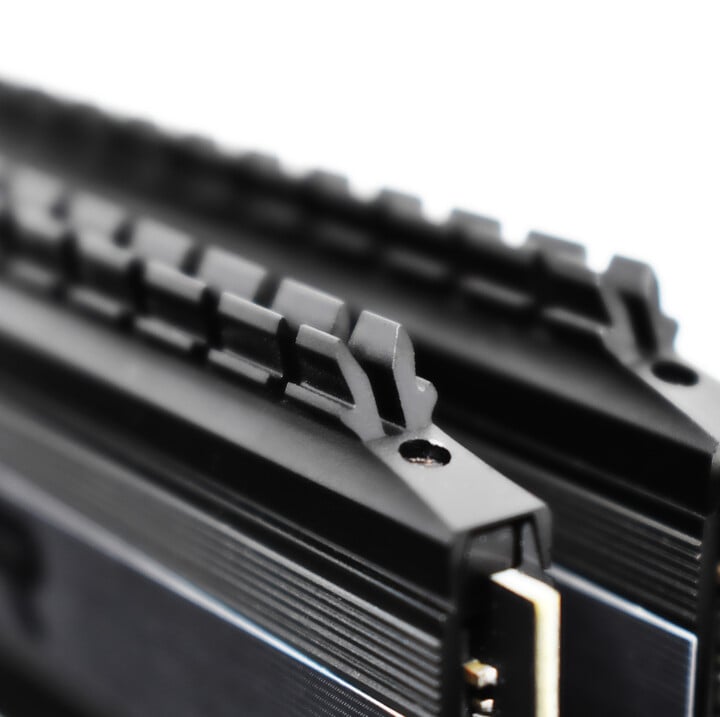 Memorie RAM Patriot VIPER 4 64GB (2x32GB) DDR4 3600, Blackout Series