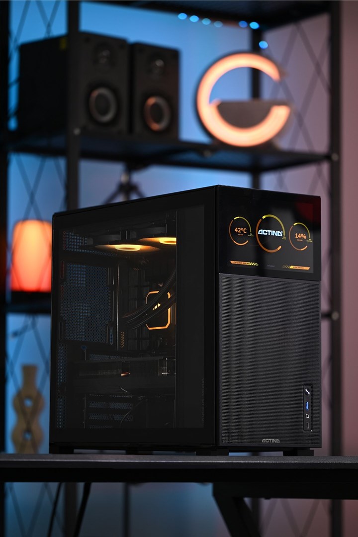 Kompjuter Actina Ryzen 7 7800X3D, 32GB DDR5, 2TB SSD, RTX 4080 SUPER, i zi