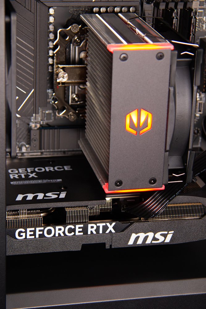 Kompjuter HAL3000 MČR Finale Pro, AMD Ryzen 5 7600, 32GB RAM, 1TB SSD, i zi