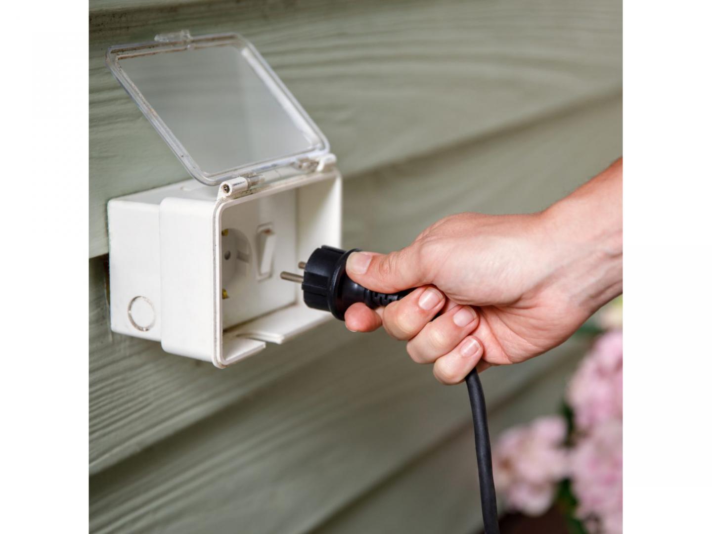 Furnizues energjie për jashtë Philips Hue, 40W, IP67, i zi