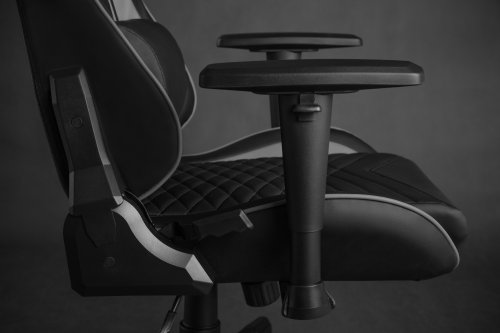 Karrige SENSE7 Spellcaster, e zezë/ hirtë