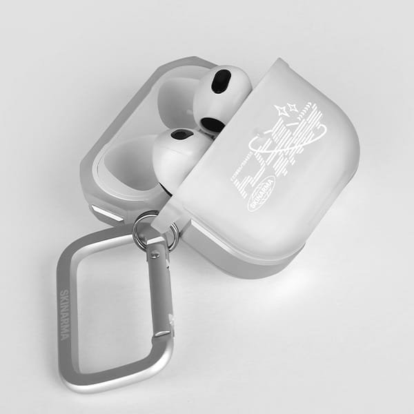 Mbajtëse për AirPods Pro 2 Skinarma Kinzoku Frost, mbrojtëse transparente, me karabinë metalike, transparente