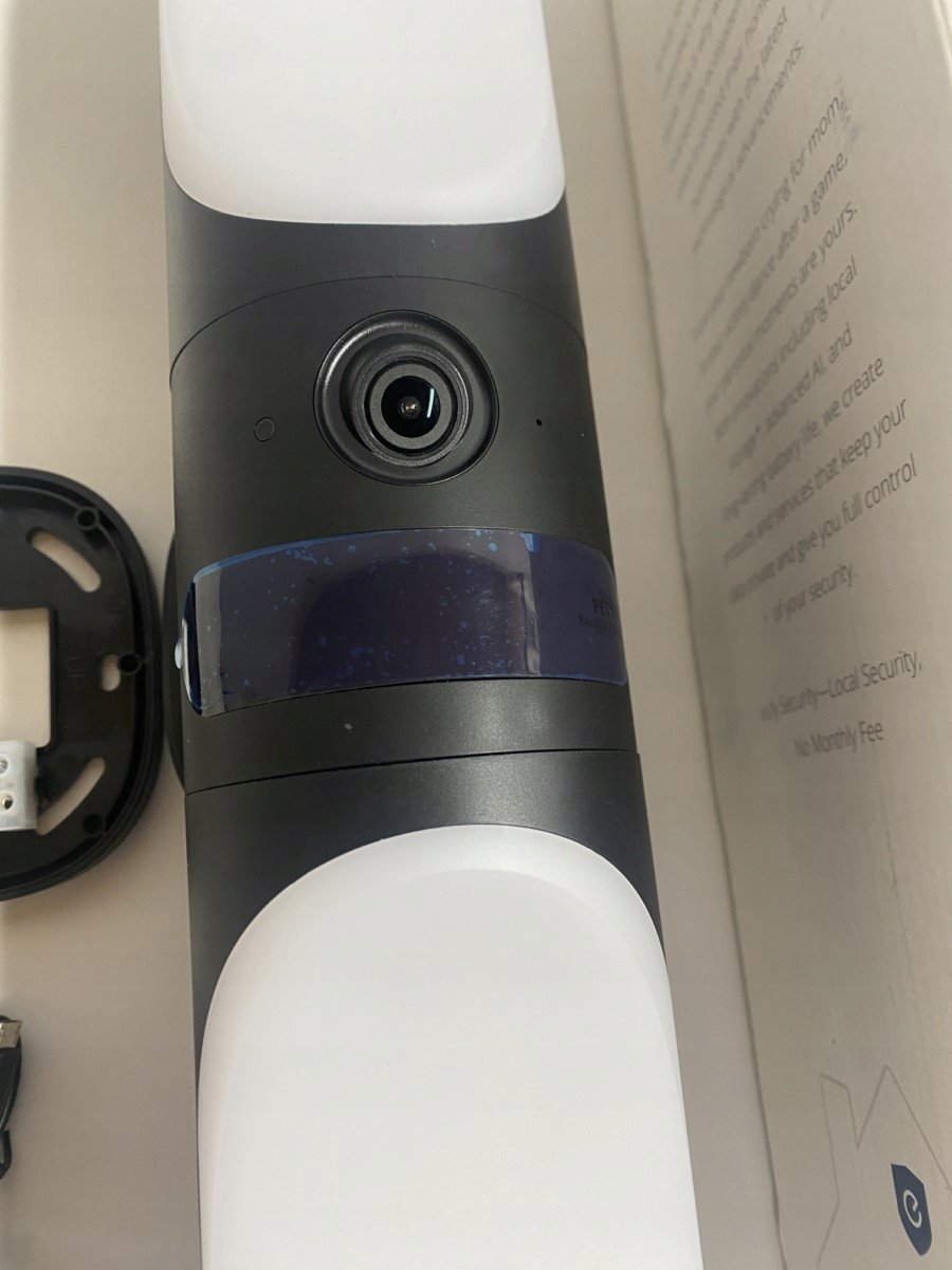 Kamerë sigurie murale Eufy Wired Wall Light Cam S100, 2K HD, me dritë inteligjente, e zezë