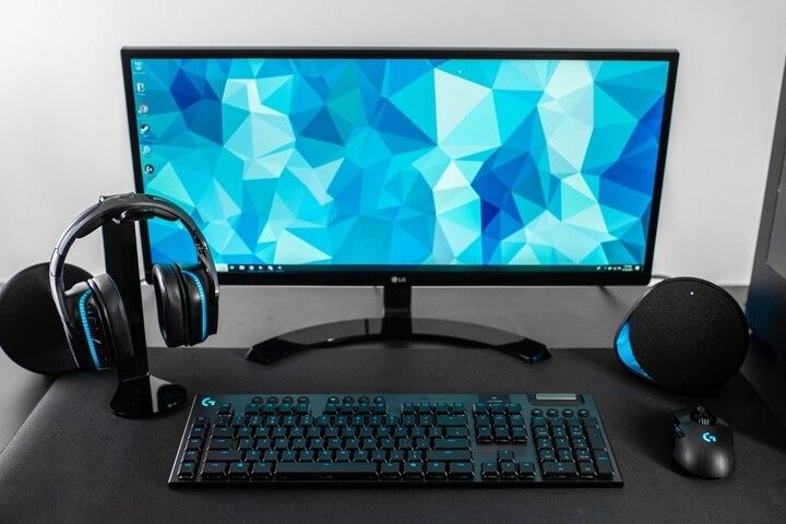 Tastierë Logitech G915 Lightspeed, GL Linear, US