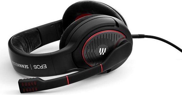 Kufje Epos, Game One, të zeza