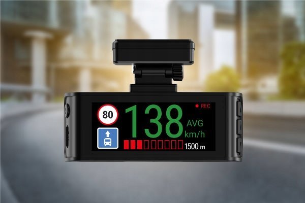 [OUTLET] Kamerë për veturë Navitel R99 4K GPS