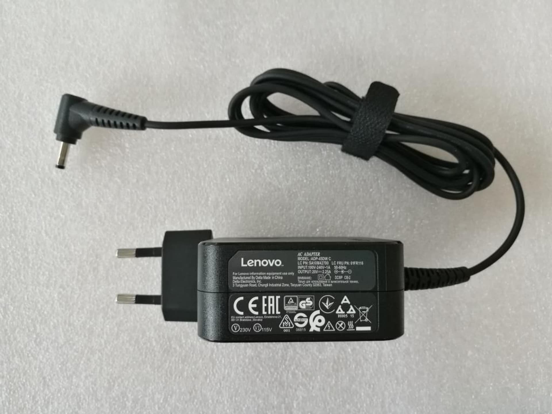 Karikues origjinal Lenovo AC Adapter 45W, për laptop, i zi