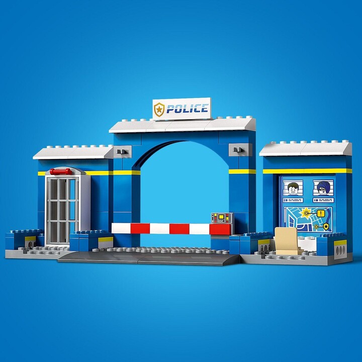 Set LEGO® City 60370 Police Station Chase, 172 pjesë