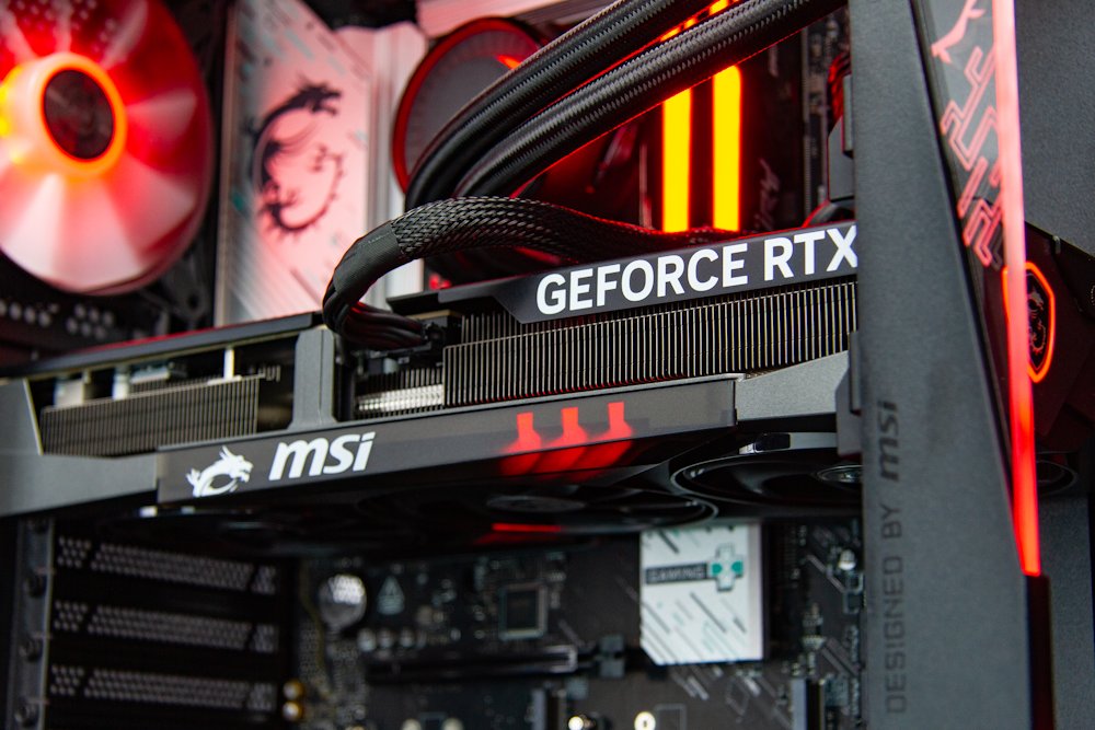 Kompjuter HAL3000 Master Gamer Elite Ti, Intel Core Ultra 7 265F, 32GB DDR5, RTX 5070 Ti, 2TB SSD, i zi