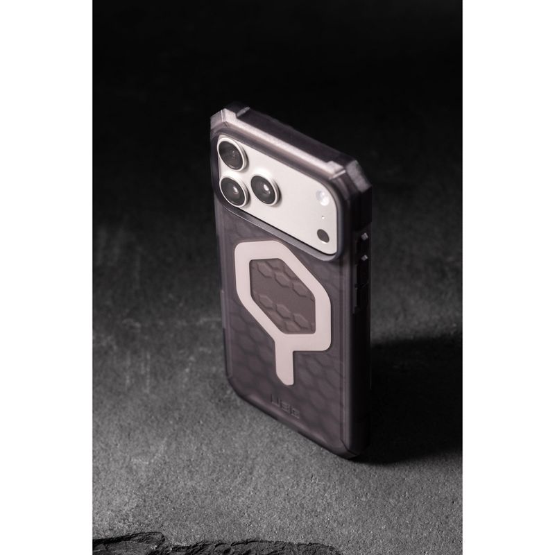 Mbulesë telefoni UAG Essential Armor për iPhone 17 Pro Max, MagSafe, e zezë