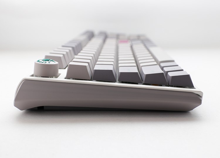 Тастатура за гејминг Ducky One 3 Mist Grey TKL, Cherry MX Ergo-Clear, RGB ЛЕД, сива
