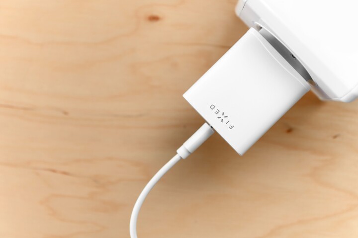 Karikues FIXED USB-C, PD, 20W, i bardhë + kabllo USB-C - USB-C, 1m, e bardhë