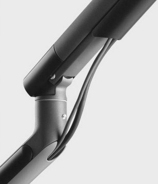 Mbajtës tavoline për monitor One For All DM7110, 13-35", lëvizshmëri e plotë, i zi