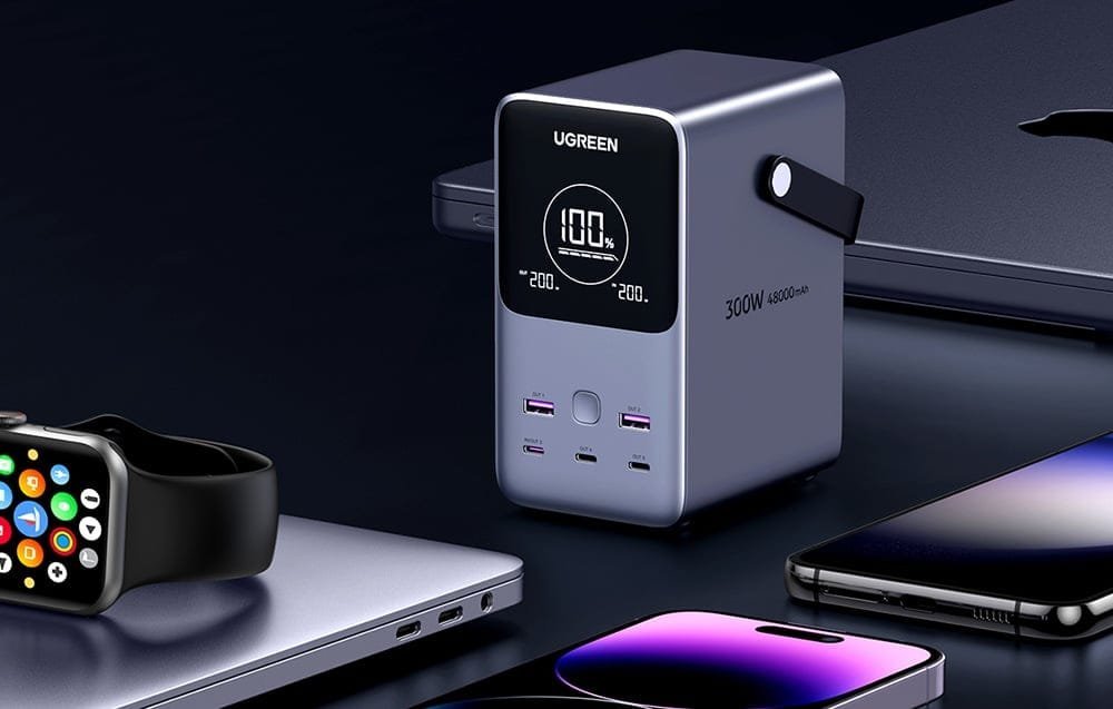 Пренослив полнач UGREEN, 48000mAh, 300W, црн