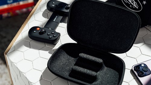 Backbone One Lightning, White, PlayStation Edition (PH) + Qant mbajtëse Backbone One, PlayStation Edition