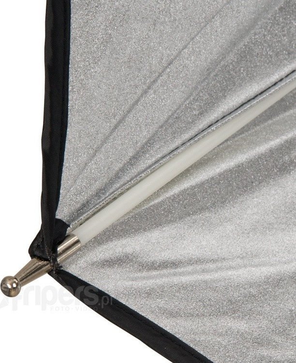 Ombrellë reflektuese fotografie Aurora 155cm, sipërfaqe e brendshme argjendi, pjesë e jashtme e zezë