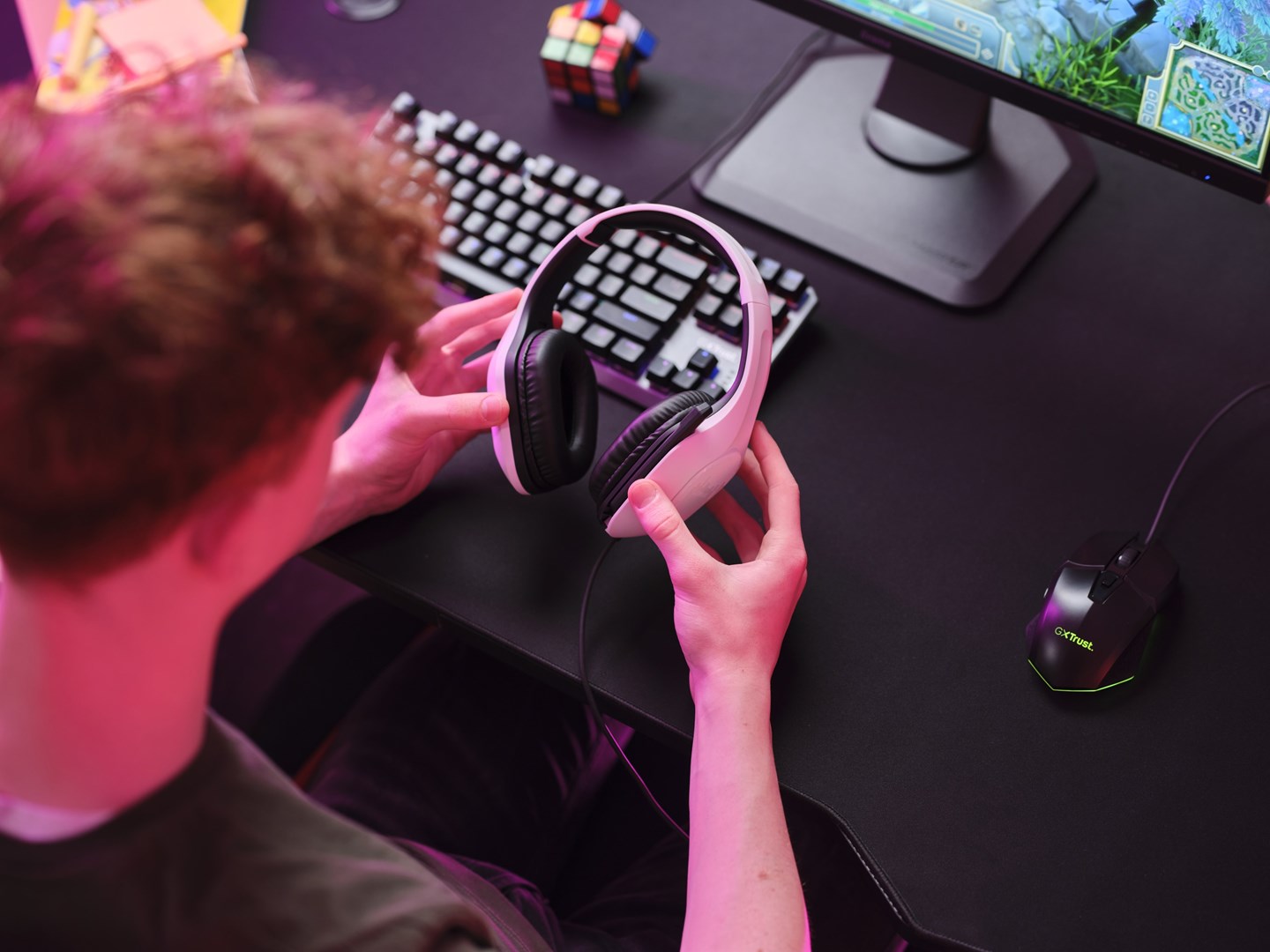 Kufje Trust GXT 415W Zirox, me kabllo, të bardha