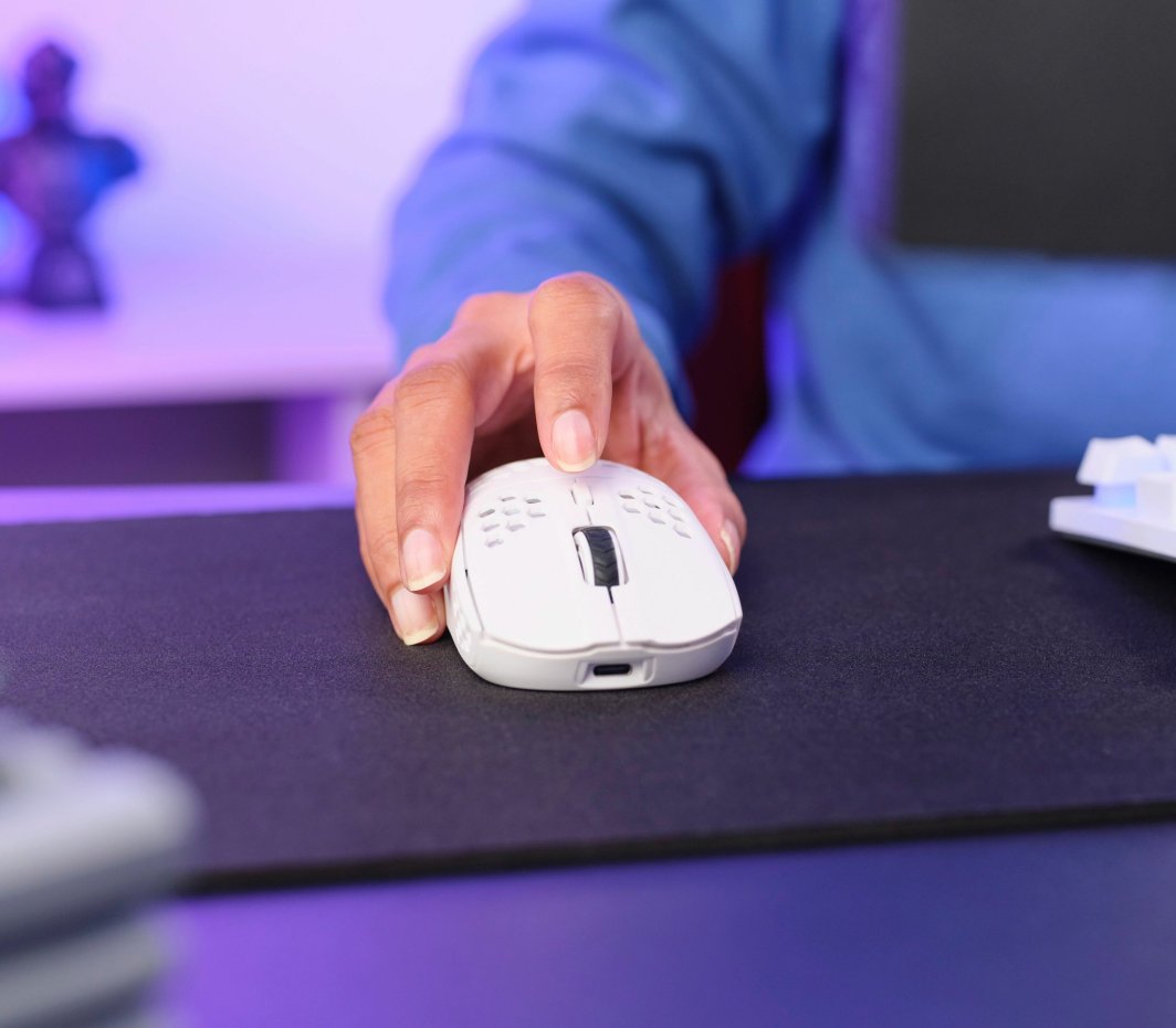 Maus gaming Trust GXT 929 Helox, pa tela, 4800 DPI, i zi