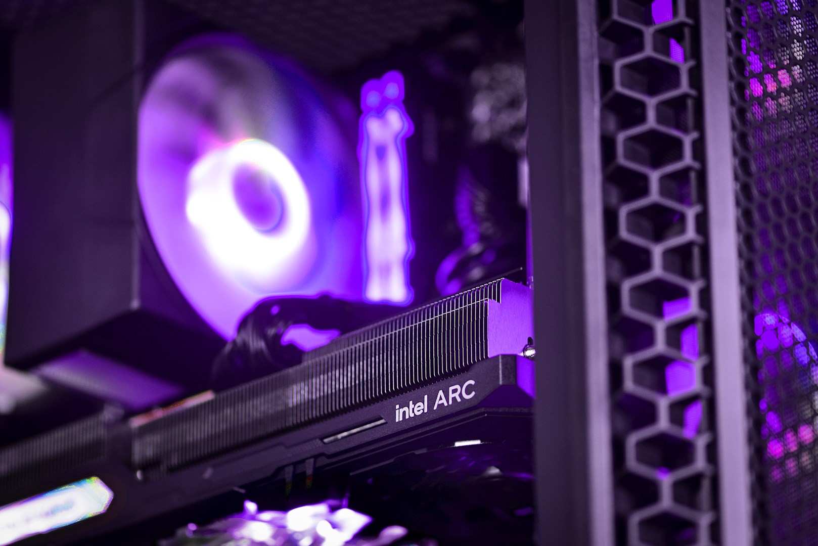 Kompjuter Action Actina, AMD Ryzen 5 5500, 16GB RAM, 1TB SSD, RTX 3060, i zi