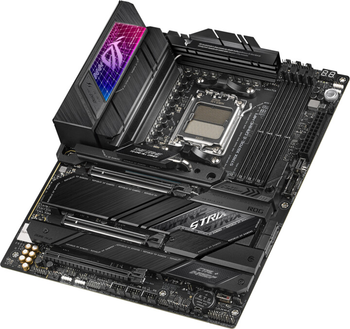 Pllakë amë ASUS ROG STRIX X670E-E GAMING WIFI - AMD X670