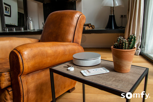 Sirenë e brendshme Somfy Protect, e bardhë